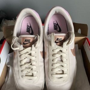 Nike DBreak Women’s shoes